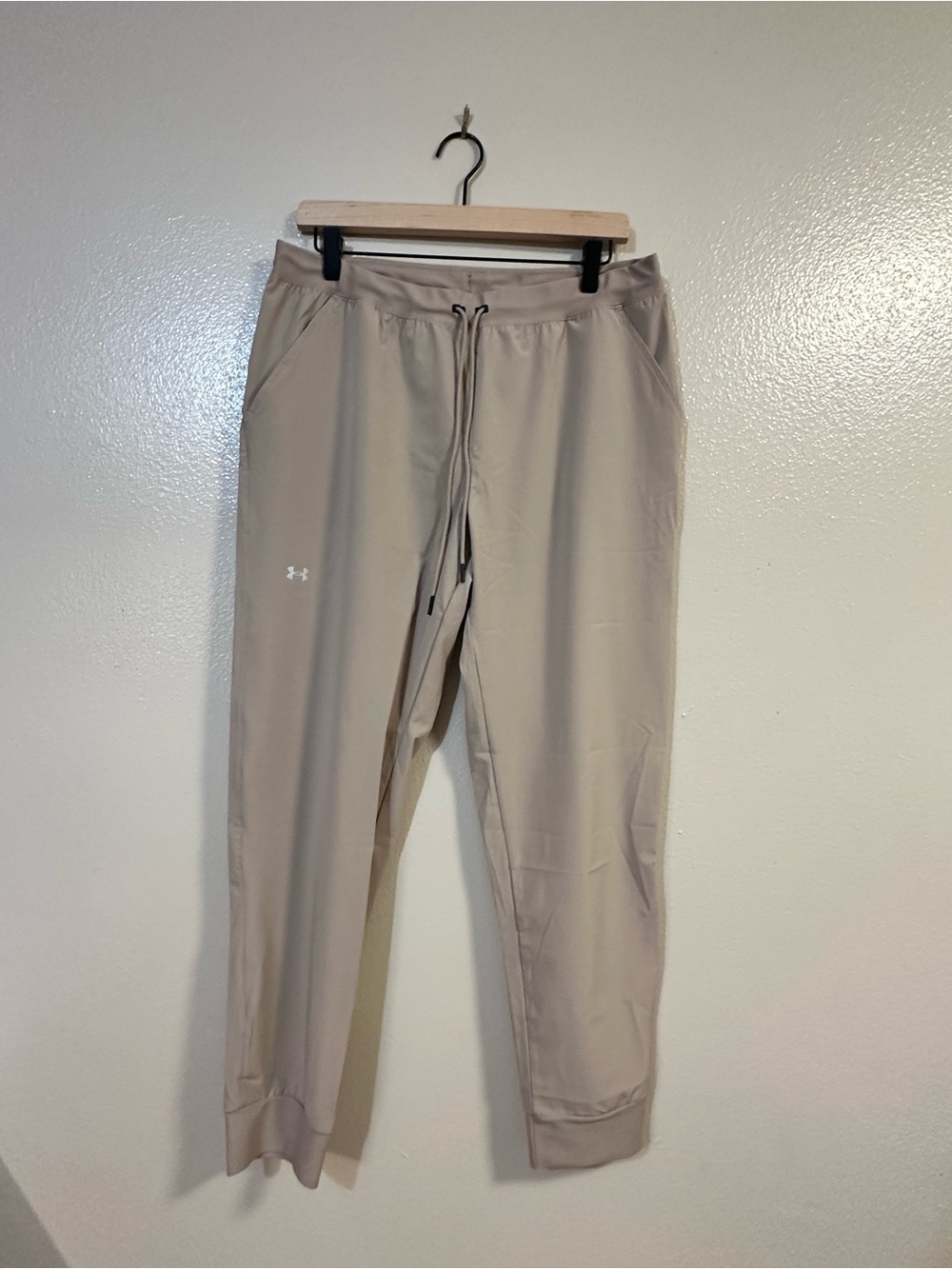 Under Armour Beige Women's Jogger pants with Drawstring Waist
